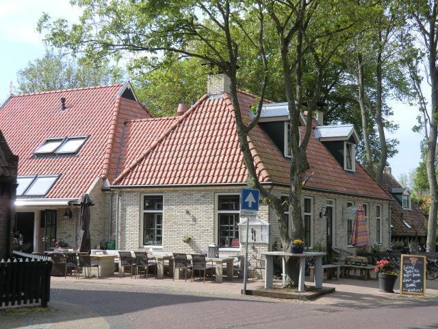 Fletcher Hotel-Restaurant Amelander Kaap Hollum  Exterior photo